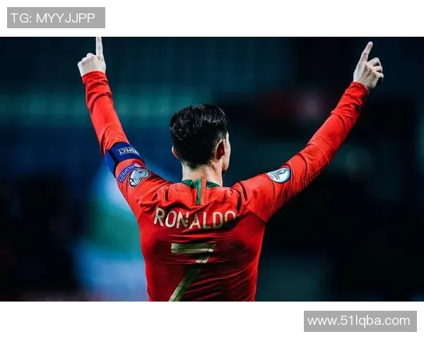 历史上最具影响力的足球明星排名及其辉煌成就解析