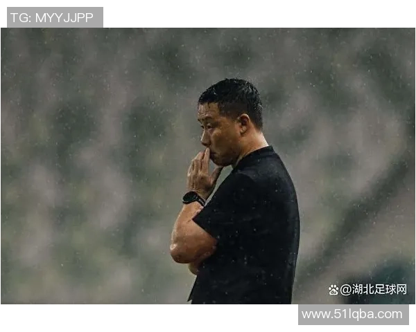 足球明星背后的辛酸与奋斗他们的可怜瞬间让人心疼 足球明星背后的辛酸与奋斗他们的可怜瞬间让人心疼